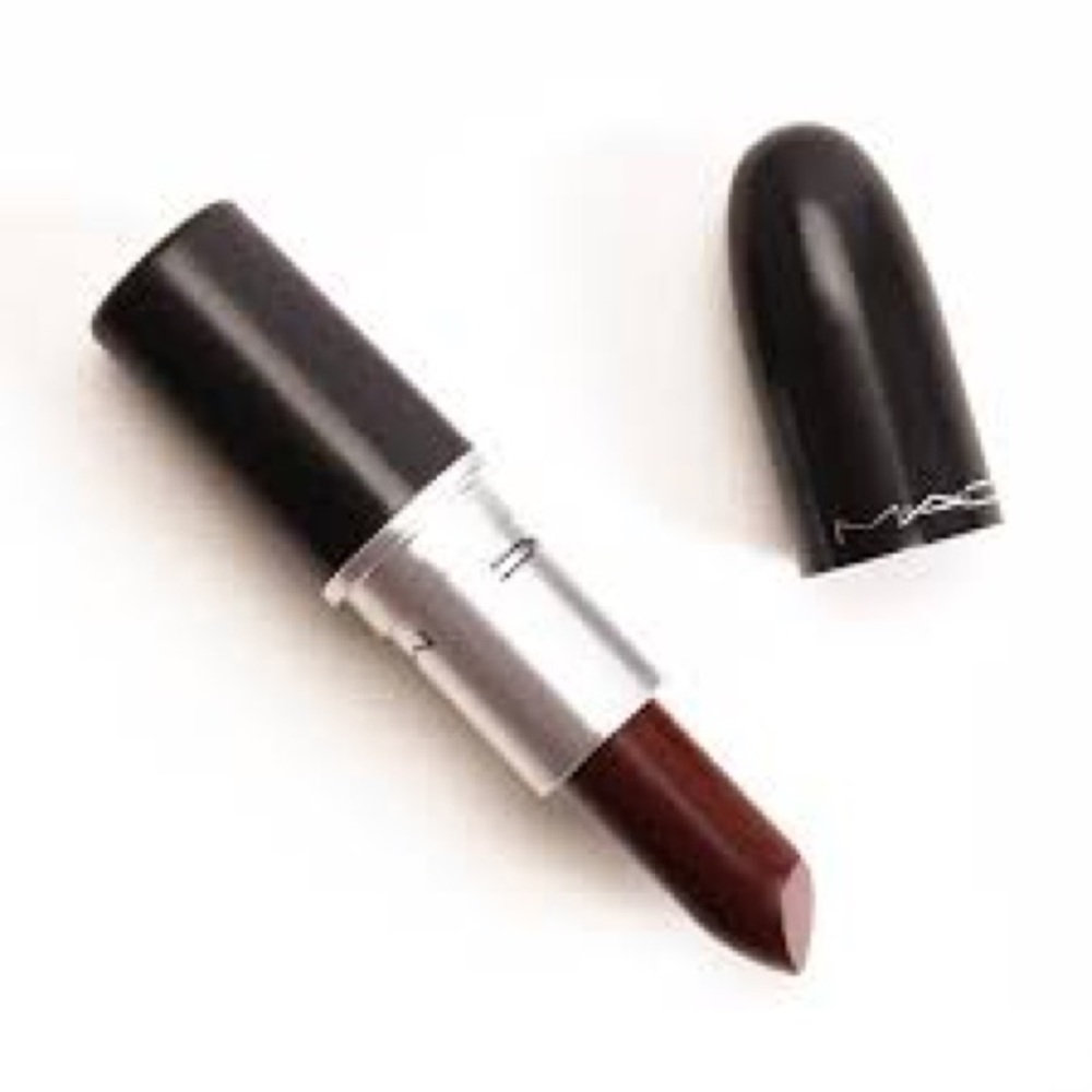 MAC lipstick 👄